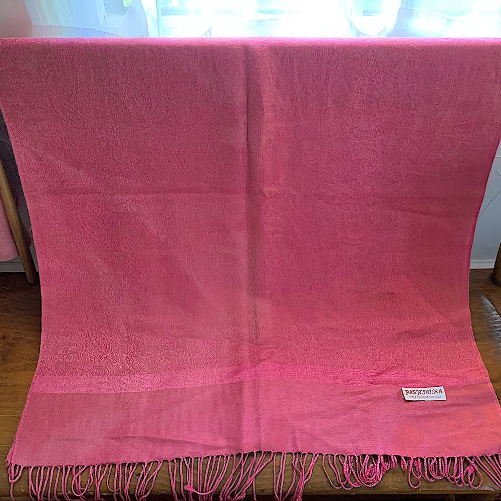 Pashmina scarf